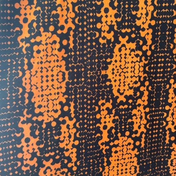 Halloween top - Picture 2 of 2